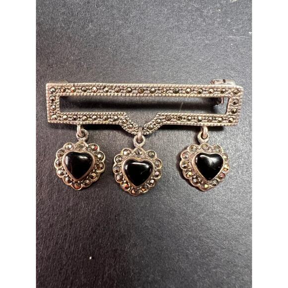 Source Unknown Jewelry - Vintage black onyx hearts and marcasite sterling silver pin brooch